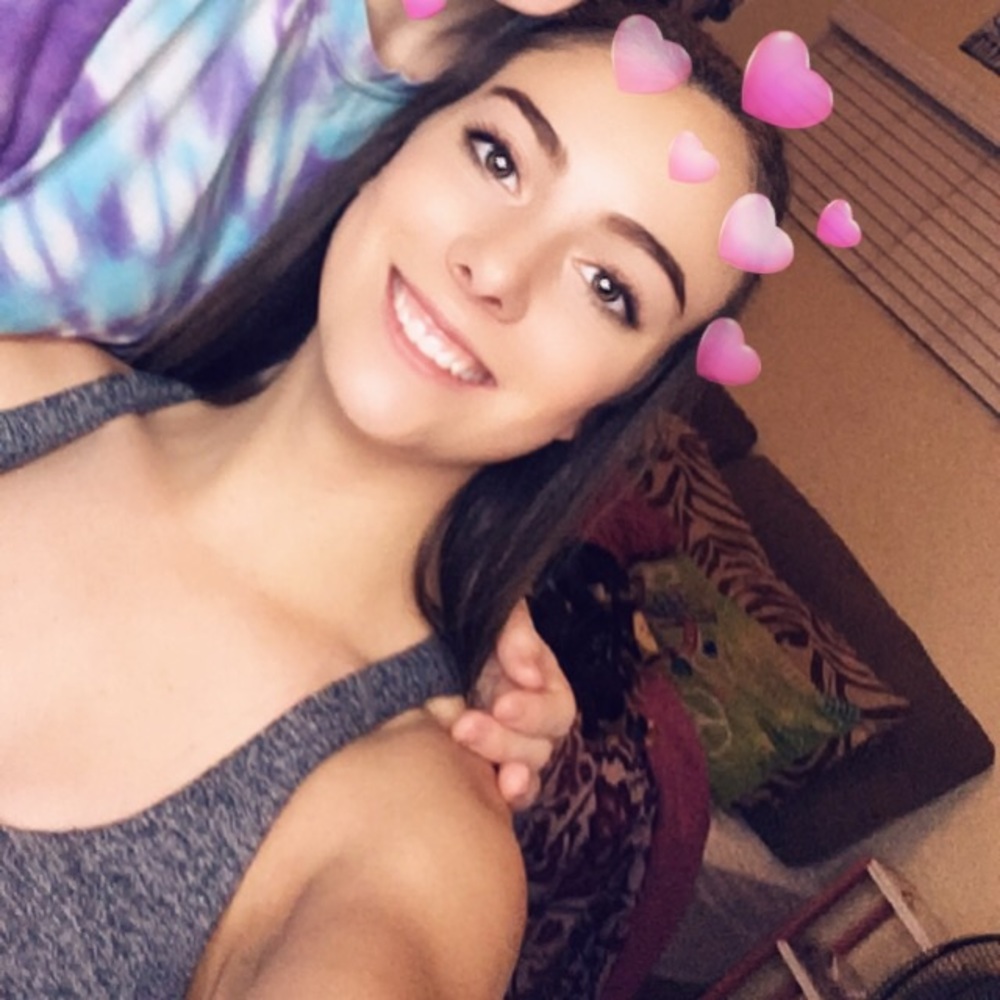 Meet your Posher, Casey